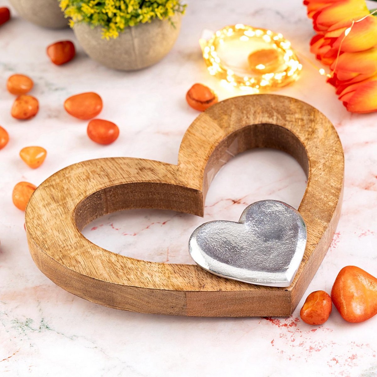 Decorative heart figure 27x21cm wooden figure little heart mango wood aluminum
